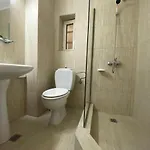 Hotel Q