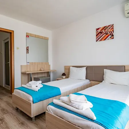 Q Hotel Neptun