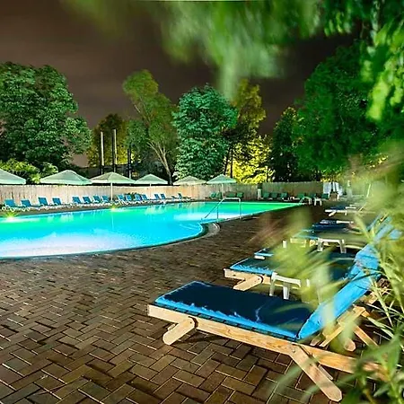 Hotel Q 3*