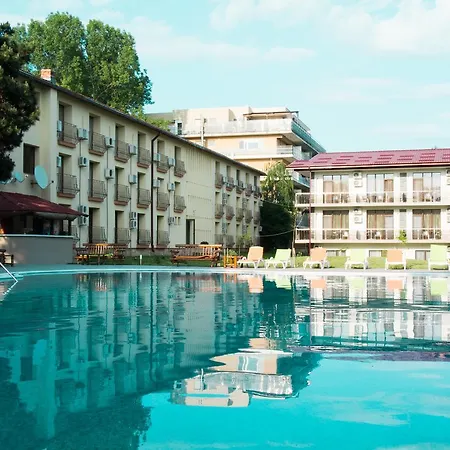 Hotel Q 3*