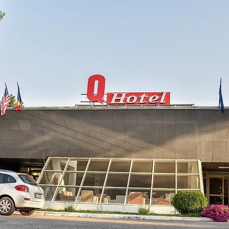 ホテル Q